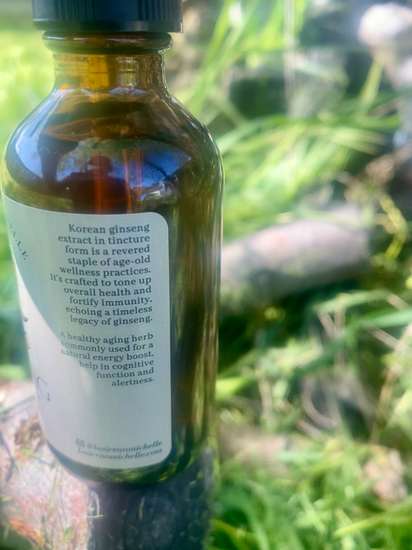 2018 vintage, 7 years old Premium Red Panax Korean Ginseng Root Tincture